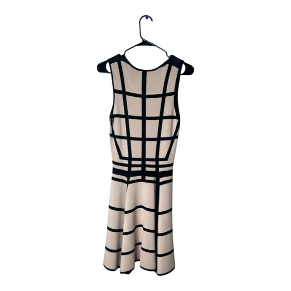 Ronny Kobo Geometric Knit Fit & Flare Dress Black Beige Small - Picture 4 of 5